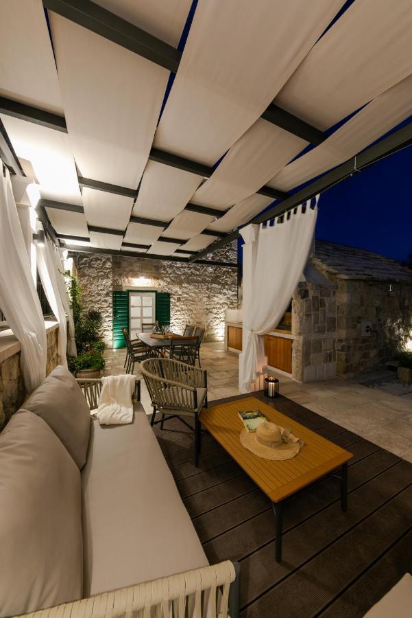 Villa Bante - Luxury Stone House Kaštela